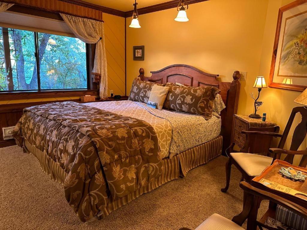 Country Sunshine Bed And Breakfast Hermosa Exterior photo